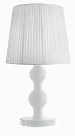 Lampada conica in tessuto plissè. Colori: bianco, nero, grigio perla. Hanging lamp with pleated fabric conical lampshade.