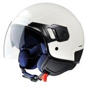 Due sono le configurazioni: una variante con doppia visiera (PJ) e una con solo la piccola visiera parasole (PJ 1). AB shell. Cheek-pads and rear band in PVC with honeycomb texture.