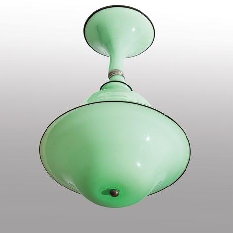 Altezza cm 35. A hanging lamp, circa 1925. Green incamiciato glass and black glass paste. Height 13.8 inches.
