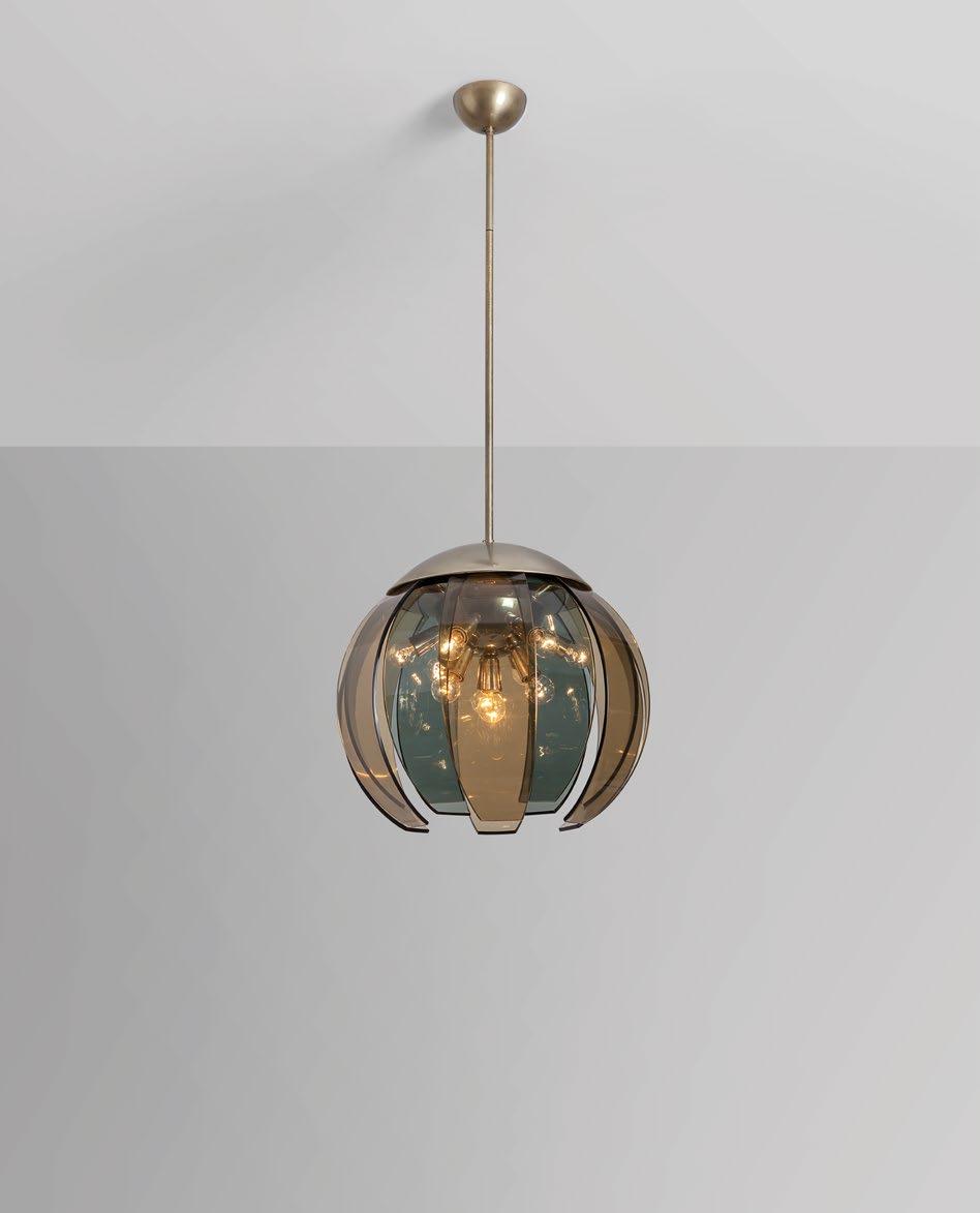 3082 STILNOVO Una lampada a sospensione '1280', 1965. Ottone cromato, cristalli colorati sagomati e curvati. Diametro cm 45. A '1280' hanging lamp, 1965.