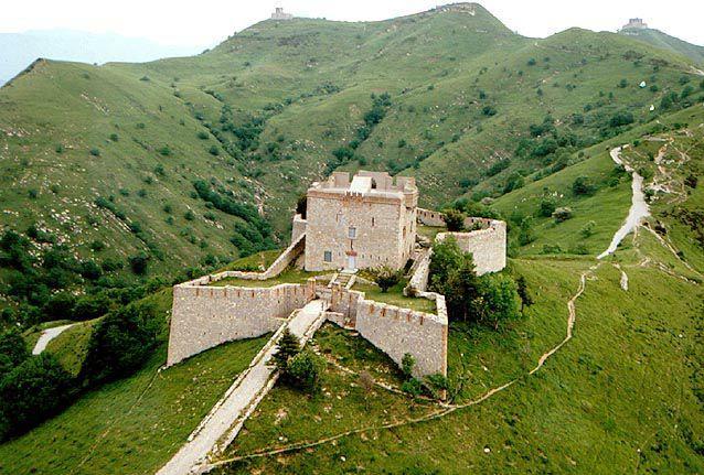 Castelletto Orario di apertura Tutti i giorni 6:40-24:00 Il