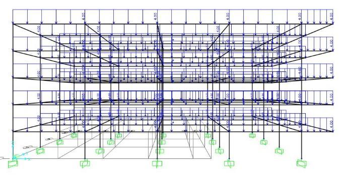 Struttura a telaio in acciaio Per il dimensionamento e la verifica del telaio in Acciaio si è iniziato modificando la struttura precedentemente utilizzata, per l analisi dei telai in legno e