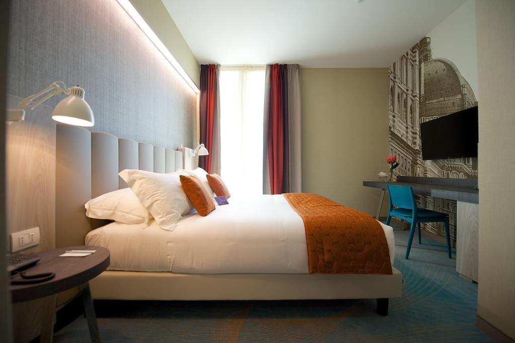 HOTEL MERCURE FIRENZE CENTRO CAT. 4**** Via Nazionale 21/23, Firenze - www.accorhotels.