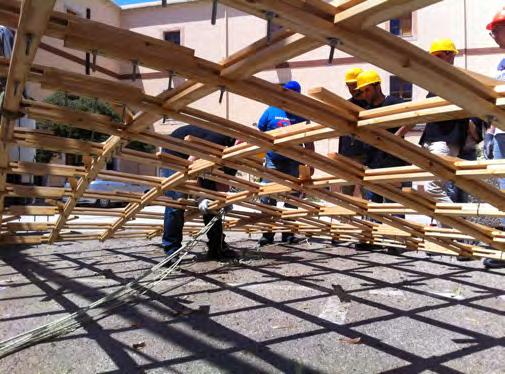 DOME. CUPOLE PER ABITARE https://www.youtube.com/watch?v=2s0mybqazdk http://www.architettura.unict.it/strutture/laboratori/lamm/cantiere_didattico/ PERFORMATIVE WOOD GRIDSHELL https://www.youtube.com/watch?v=pr3alddaj70 http://www.