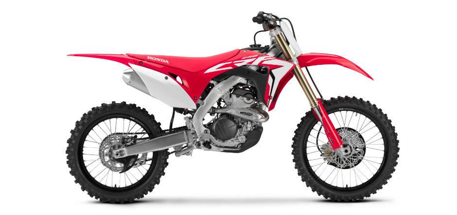 1. Introduzione Rinnovata completamente lo scorso anno, in occasione del modello 2018, la CRF250R ha compiuto un enorme salto prestazionale, sposando appieno la filosofia Absolute Holeshot già