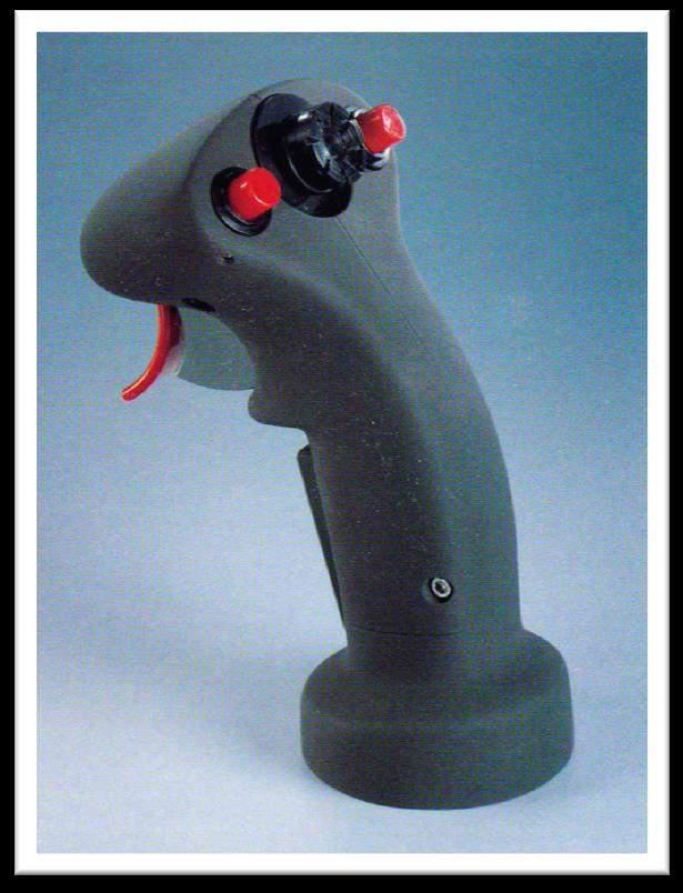 4. HAND GRIPS / MANOPOLE ING HG215 TYPE Basate su una resistente fusione in lega di alluminio, le manopole di controllo offrono una comoda interfaccia multipla tra la mano dell operatore e la