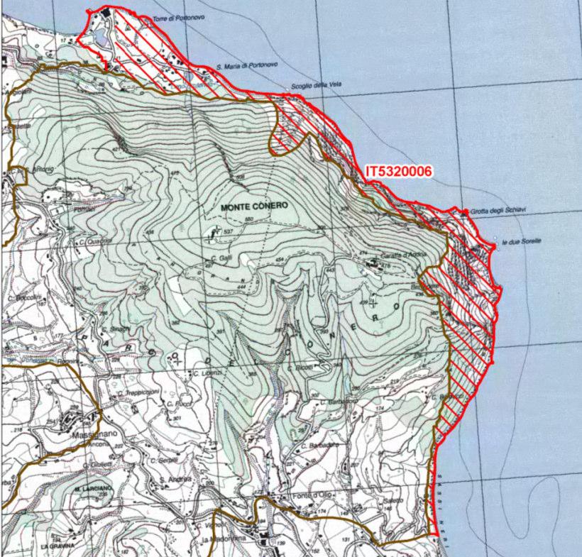 Si precisa tuttavia che, essendo l area di intervento è ubicata a circa 45 km (24,3 miglia marine) dalla costa, non interessa la fascia delle 12 miglia generata dalla presenza dei suddetti siti.