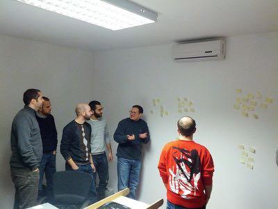 STANDUP MEETING