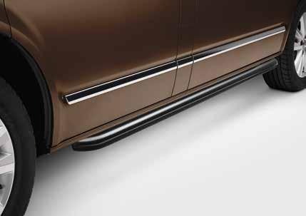02 /03 Pedana tubolare: Le pedane tubolari in acciaio inox o nere attirano tutti gli sguardi sul suo veicolo.