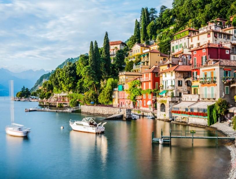 Dal 25 Marzo al 04 Novembre 2019 NAVIGANDO TRA VARENNA E BELLAGIO Menù PERLA DEL LAGO Degustazione di antipasti con prosciutto crudo di Parma, trota marinata in carpione, verdure in agrodolce,