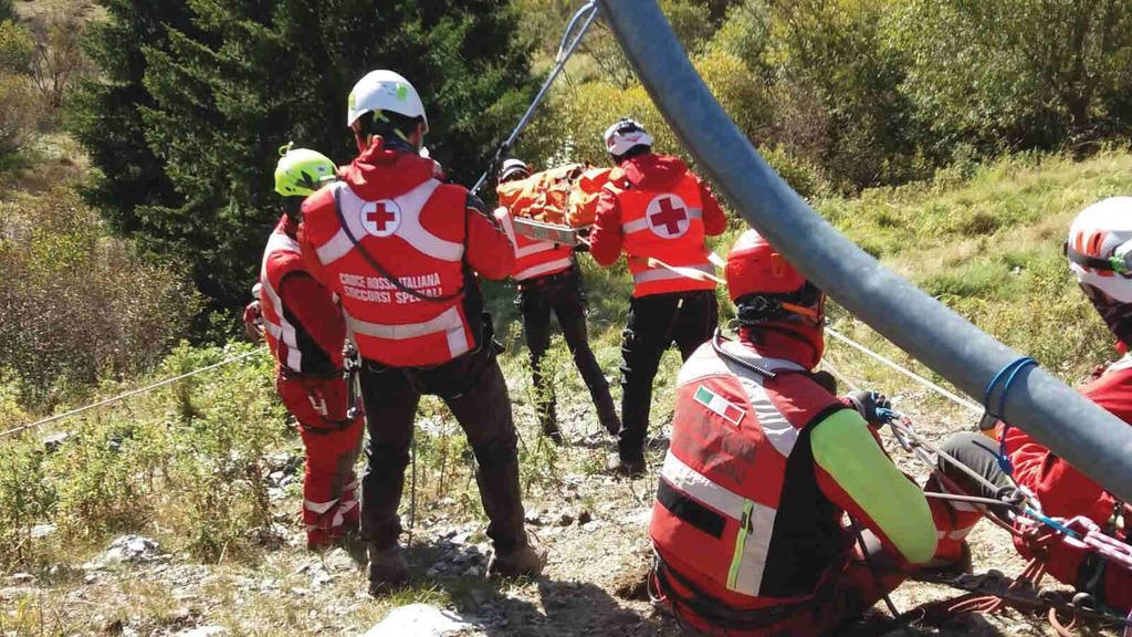 3.3. Emergenza maltempo: Belluno Durante l emergenza causata dal maltempo in Veneto all inizio di novembre, sono stati attivati anche i volontari di Vigevano per prestare assistenza alla popolazione