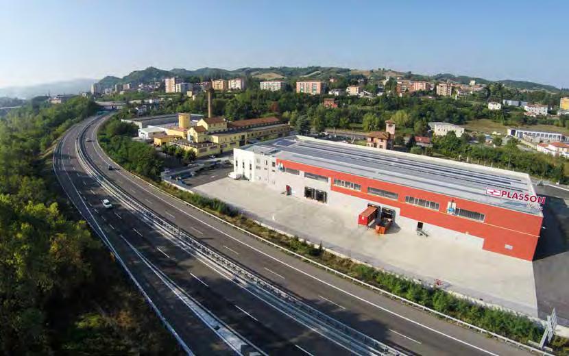 PLASSON CHI SIAMO PLASSON Italia è l azienda italiana leader nelle tecnologie di giunzione di tubi per il trasporto di fluidi in pressione, presente da oltre 40 anni sul territorio.