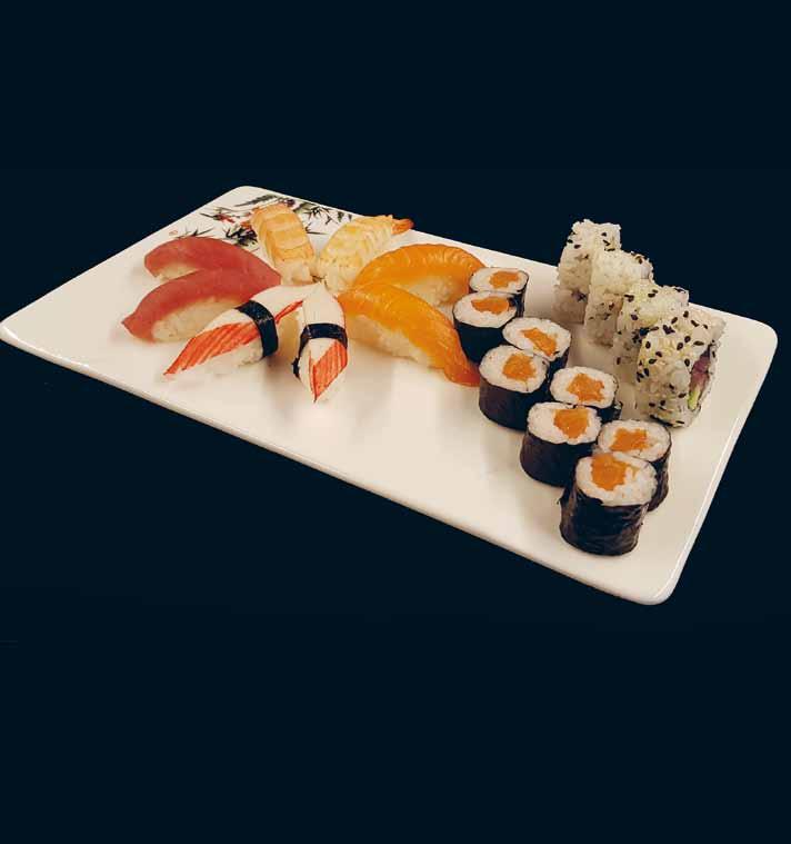 Sushi misto 31 136 NIGIRI SAKE MAGURO Salmone (4 pezzi) Tonno (4 pezzi) 137 NIGIRI MISTI 10.00 (8 pezzi) 10.