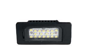 BMW Serie 5 (E60/61 2003>2010 BMW Serie X5 (E70 con luci standard con luci a LED 32.1 73.