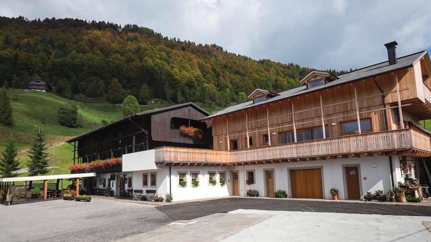 Alpine Wellness Hotel & Restaurant Frazione Lateis, 3 33020 Sauris (UD) -