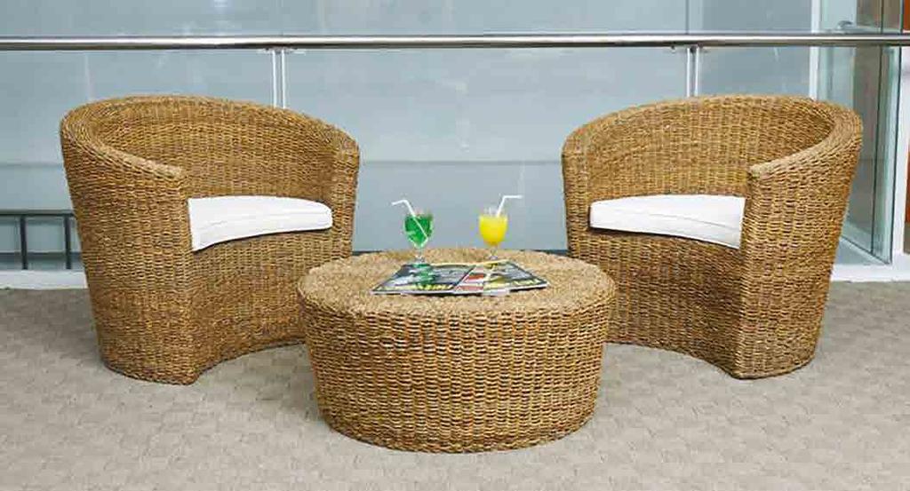 480309 SET IN RATTAN LUCIDO MARRONE MARINA 4 pezzi, con cuscini verdi 1 divano cm 110x67x91h 2