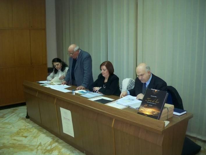 Terra di Luce la presentazione del volume di Giovanni Miali (25 febbraio 2011) Si è svolta il 25 febbraio a Taranto, presso l hotel Plaza, alle 17.