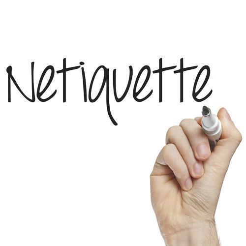 Norme comportamentali in Rete (netiquette) Termine che unisce il vocabolo