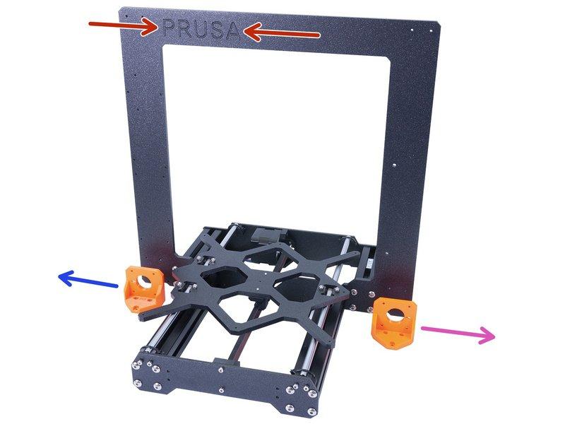 Nota inoltre il corretto orientamento della cornice, il logo "PRUSA" dev'essere rivolto verso di te.