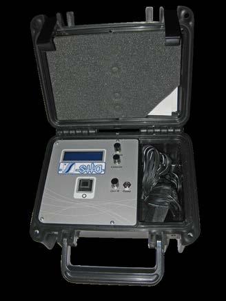 Questo strumento è venduto all interno di una robusta valigetta. UV REFERENCE RADIOMETER Portable measurement for UV-C irradiation. Perfect instrument to calibrate Your UV sensor.