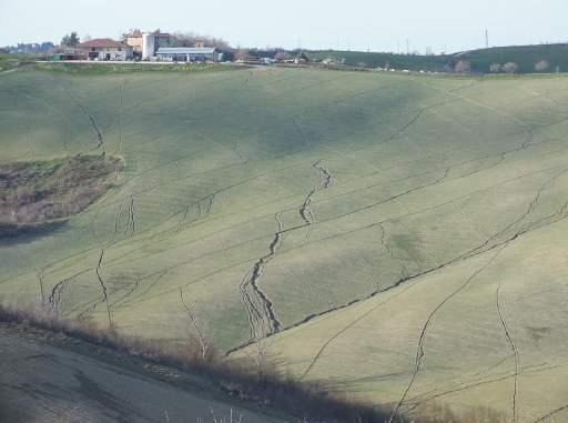 I solchi acquai temporanei generalmente realizzati dagli agricoltori perdono di efficacia se