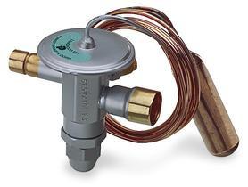 Pressure differential switch water side: (STANDARD) it works as flow control,