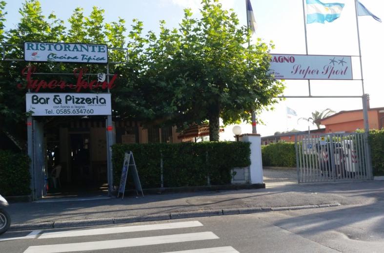 ARRIVO ALLA STRUTTURA Marina di Carrara dispone di moderne strutture balneari con una lunga spiaggia di sabbia fine.