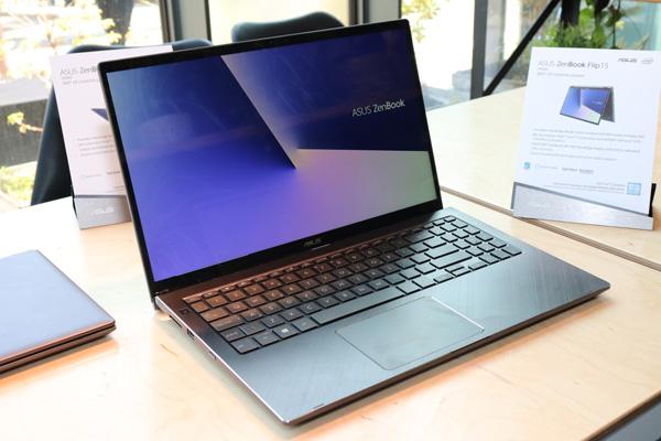 prestazioni e 15 Core ZenBook FHD).