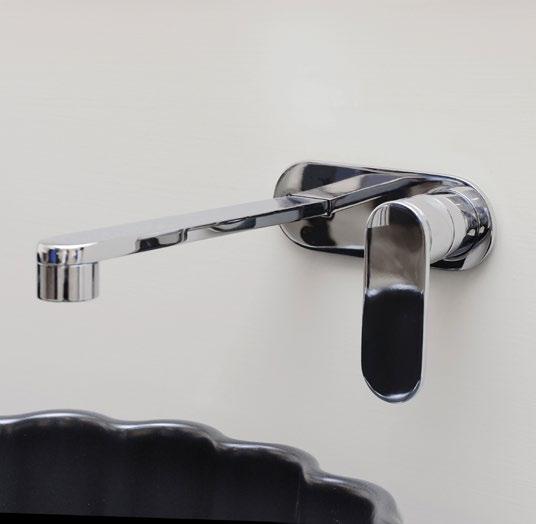 113058 Wall-mounted single-lever basin mixer with metal plate (stop&go drain included) Package dim. 39 x 17 x 8 cm Weight 3 kg Pz.