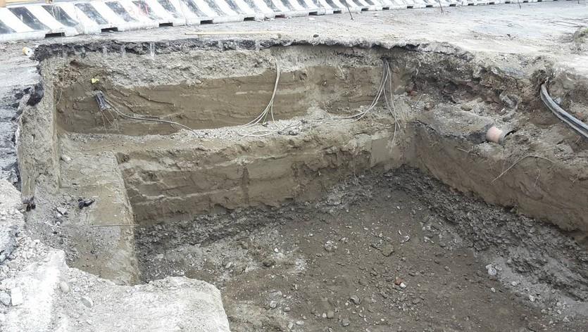 - Giovedì 31 marzo 2016 Terminano i lavori di scavo alla pila 61, via Terracini: vengono realizzate le scarpate laterali e un approfondimento attorno al palo di Nord-Est, per permetterne la messa in
