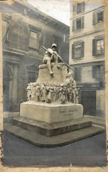Monumento celebrativo - Monumento a Felice Cavallotti - Ernesto Bazzaro - Milano - Piazza Pio XI già della Rosa Non identificato Link risorsa: http://www.