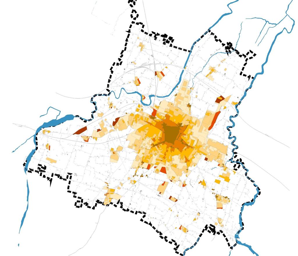 LA CRESCITA DELLA CITTÀ 2003-2015 1981-2003 1961-1981 1941-1961 1940-1961 1940 4194 HA (+238 circa +6%) 3956 HA (+1017 HA circa+ 35%) 2939 HA (+