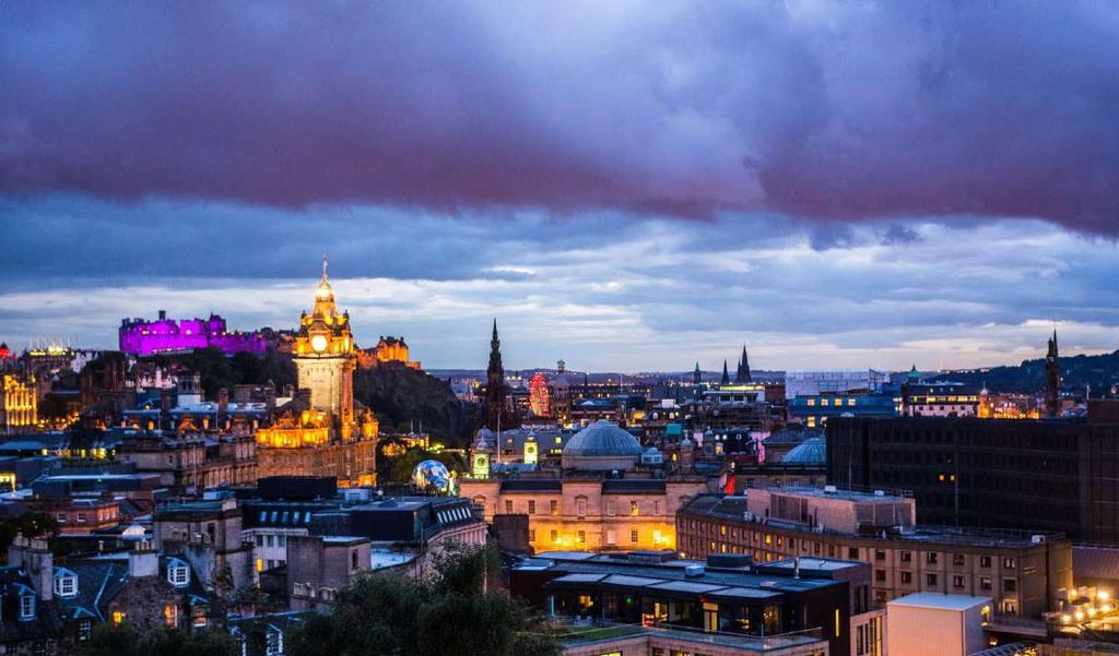 KEY POINTS La capitale della Scozia, una citta magica tutta da scoprire Alloggio presso famiglie selezionate, con trattamento di pensione completa e travelcard per gli spostamenti inclusa!