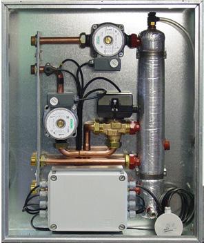 sistema TBA a punto fisso Si compone di: - due pompe di circolazione - un separatore idraulico con sfiato e scarico - regolatore termostatico a punto fisso - centralina elettrica - tubazioni in rame