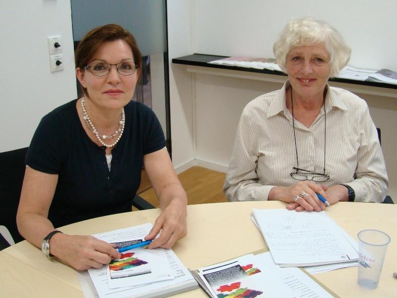 Rita Seiler e Verena Hirsch Il lavoro a titolo di prova terminerà alla fine di agosto 2013. La signora Imami di IPT ci ha sempre fornito un accompagnamento competente, un elemento importante per noi.