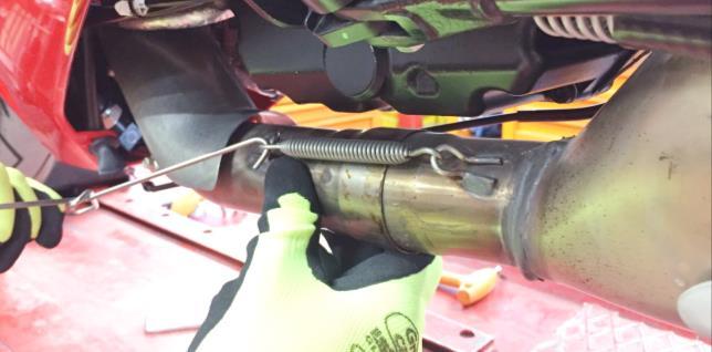 Smontaggio Impianto Originale Disassembly of the original silencer