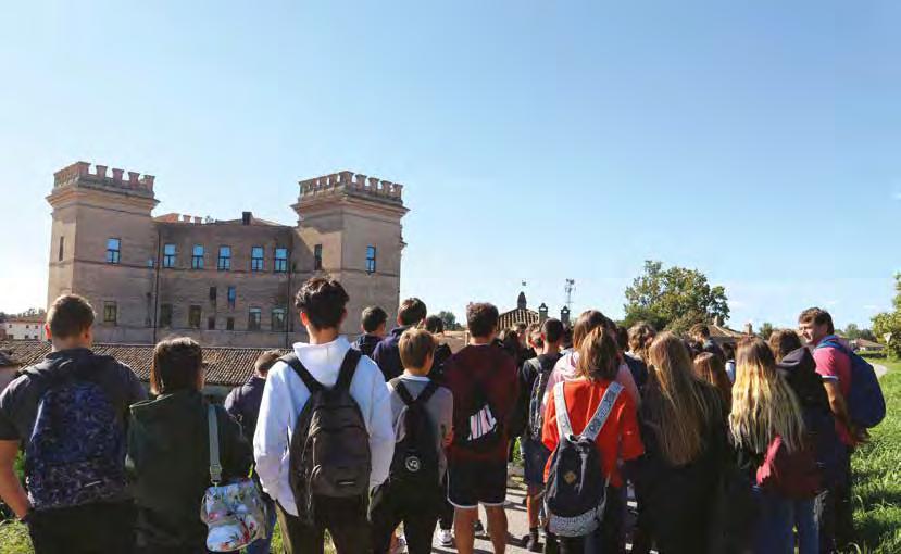 A seguire, trasferimento presso la Riserva Naturale del Gran Bosco della Mesola, area boschiva di grande interesse che vanta la