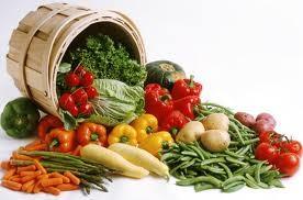 benessere: è ormai evidente per esempio la protezione rispetto alle neoplasie associata all elevato consumo di frutta e verdura.
