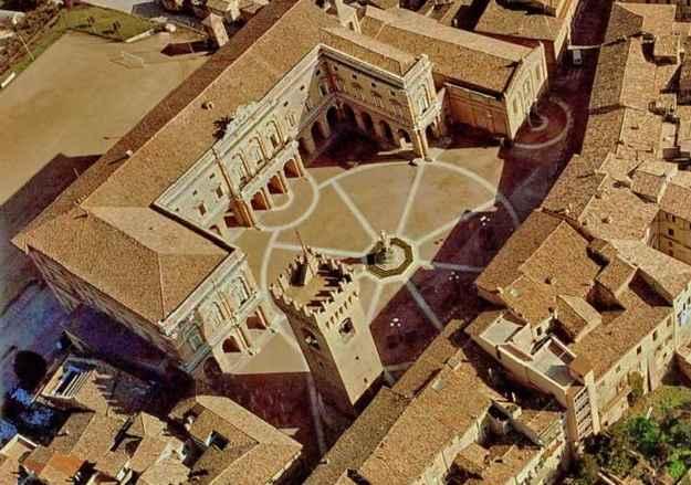 PROGETTO DI RINNOVO DEI SOTTOSERVIZI IDRICI DEL CENTRO STORICO DI RECANATI ED OPERE STRADALI CONNESSE AREA TECNICA COMUNE di RECANATI Progettisti: - Dott. Arch. Maurizio Paduano - Ing.