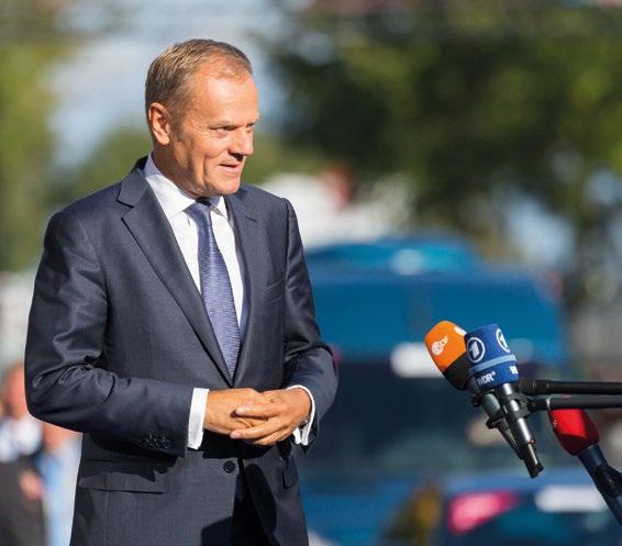 IL PRESIDENTE DEL CONSIGLIO EUROPEO Il presidente del Consiglio europeo in carica è Donald Tusk, ex primo ministro polacco.