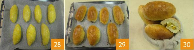 Cuocete i pirozhki in forno statico preriscaldato a 200 per 20 minuti nel ripiano centrale.