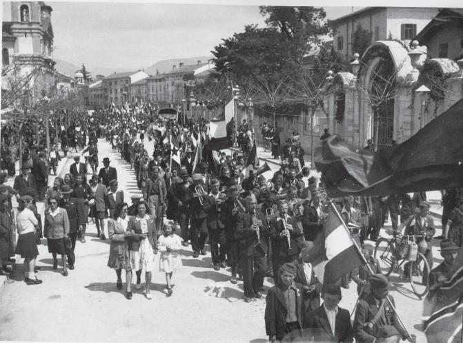 settembre 1947 (Fototeca dei musei provinciali di Gorizia) 66 Manifestazione filo