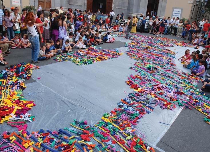 Dicembre Bambini di 3, 4, 5 anni, genitori, insegnanti, abitanti del quartiere Progetto Italiae.