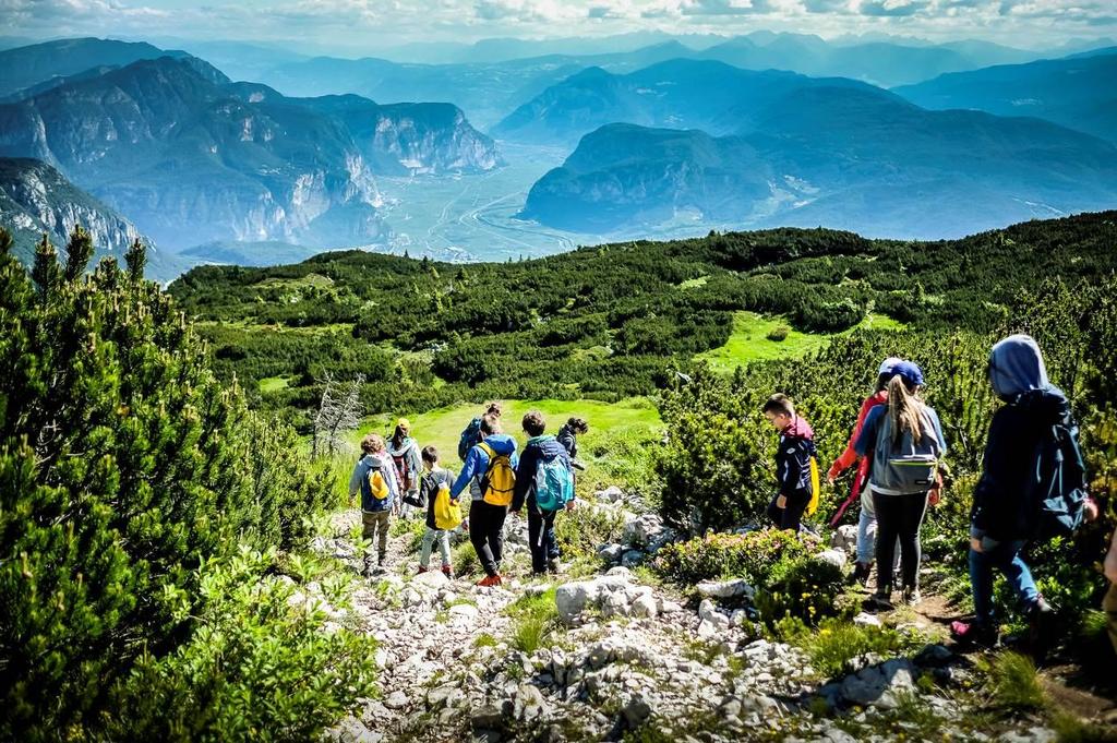 Proposta 2 - Geotrekking: alla scoperta delle grotte della Paganella.