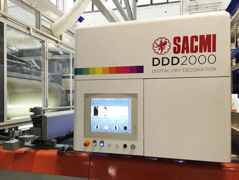 DDD The DDD digital dry decoration system has been expressly developed by SACMI for the controlled application of powders on ceramic bodies.