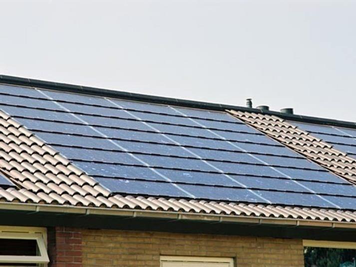 Il fotovoltaico e l Architettura Impianto fotovoltaico INTEGRATO cioè totalmente equilibrato con