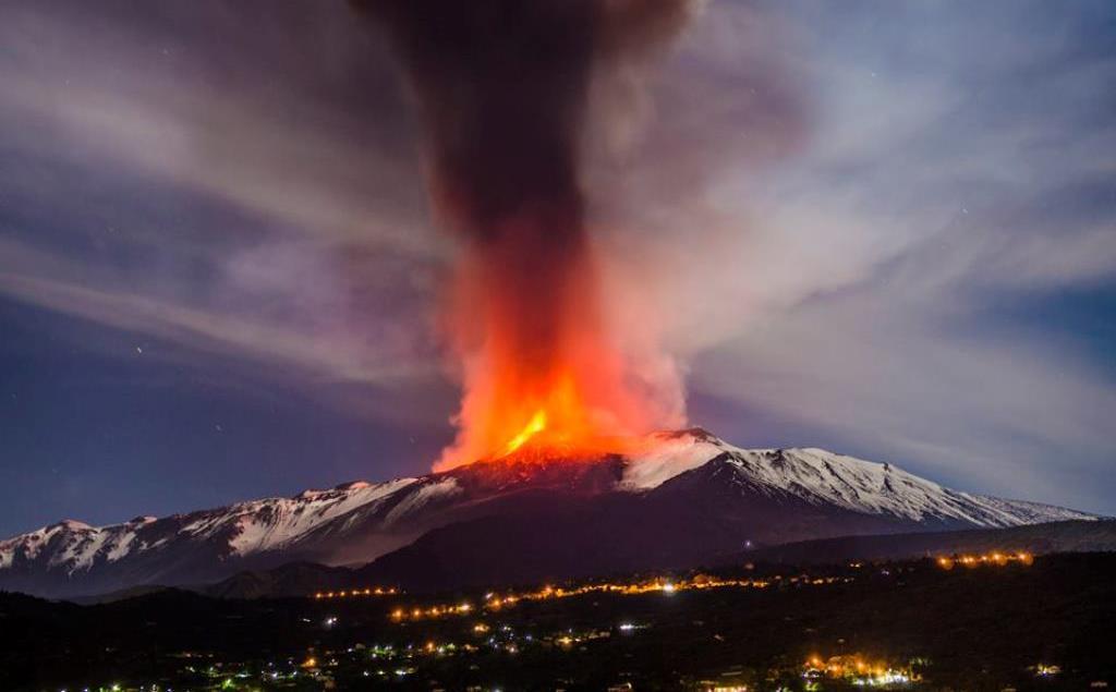 riguardo alle dinamiche pre-eruttive, eruttive e ai vulcani italiani e mira a