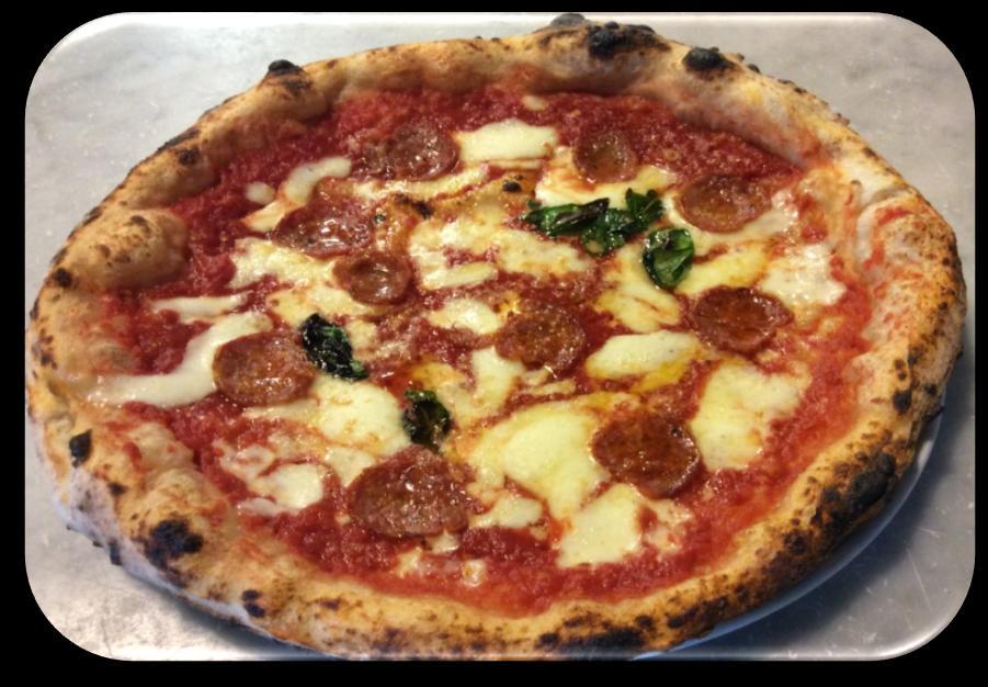 Rossopomodoro pizza: Provola Agerola (100gr), pomodoro San Marzano DOP