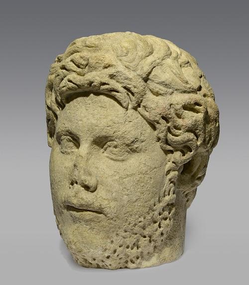 L Arte di donare Nuove acquisizioni del Museo Archeologico Nazionale di Firenze Testa-ritratto di età romana, in marmo bianco, raffigurante un personaggio maschile.