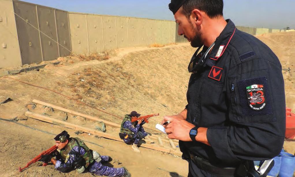 Iraq - Carabiniere durante il corso di Police Advanced Training Assistere a 360 le forze di sicurezza locali in quei contesti di crisi dove operano le missioni di stabilizzazione della NATO: è uno